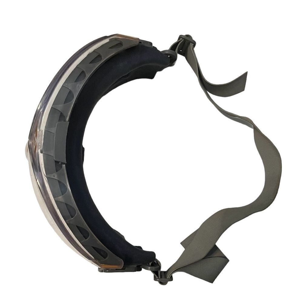 UVEX Lab Goggles - Picture 7 of 8